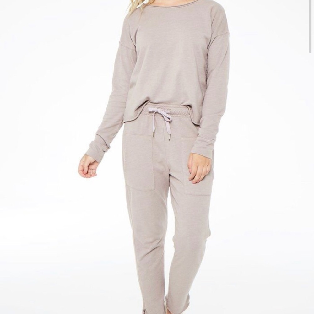 Project social T Napa high waist sweat pant set